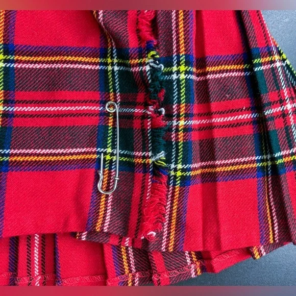 Childs St Michael Tartan Plain Kilt Size 2 Wool Blend Authentically Scottish - Picture 2 of 4